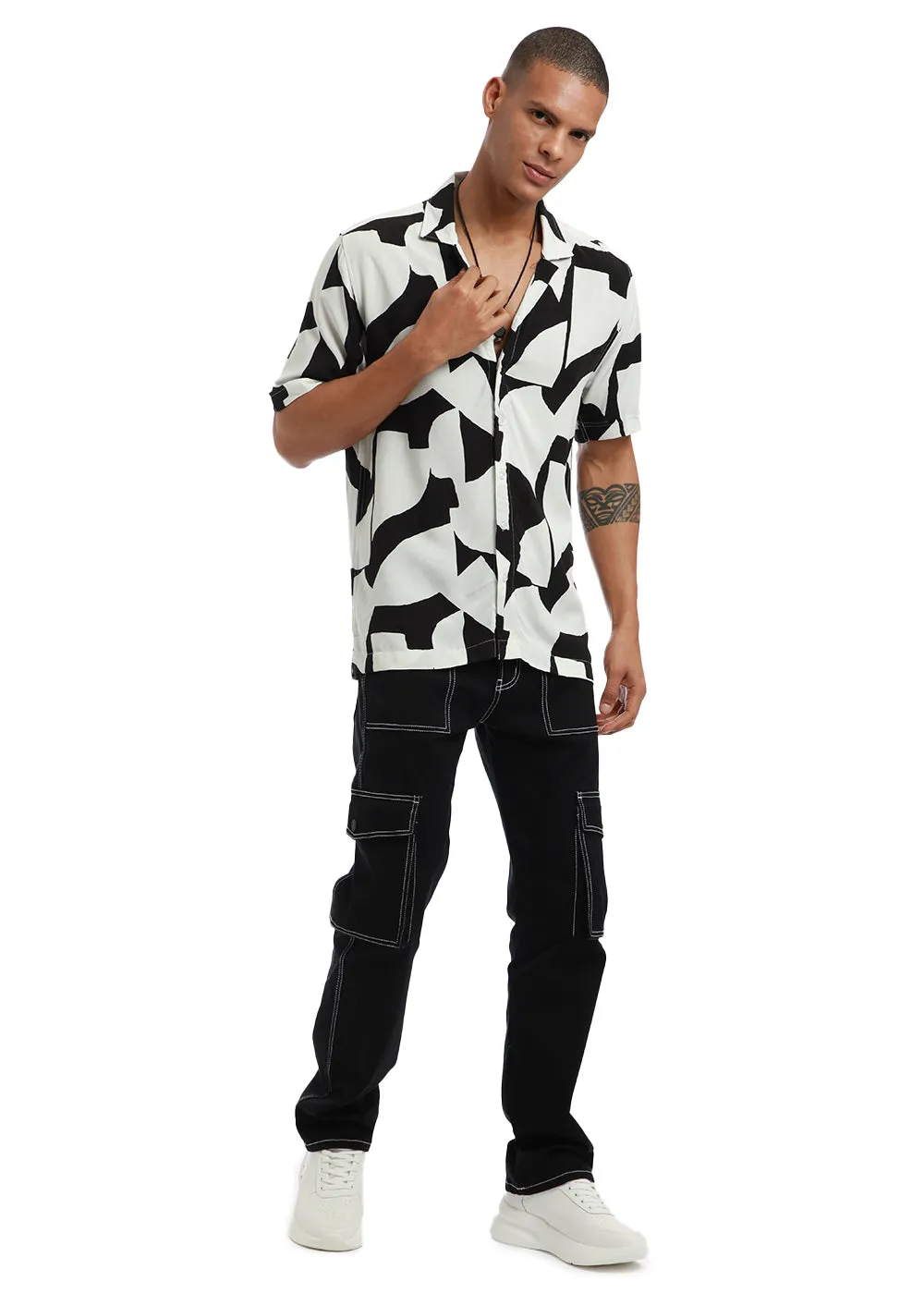 Abstract Monochrome Print Half sleeve shirt