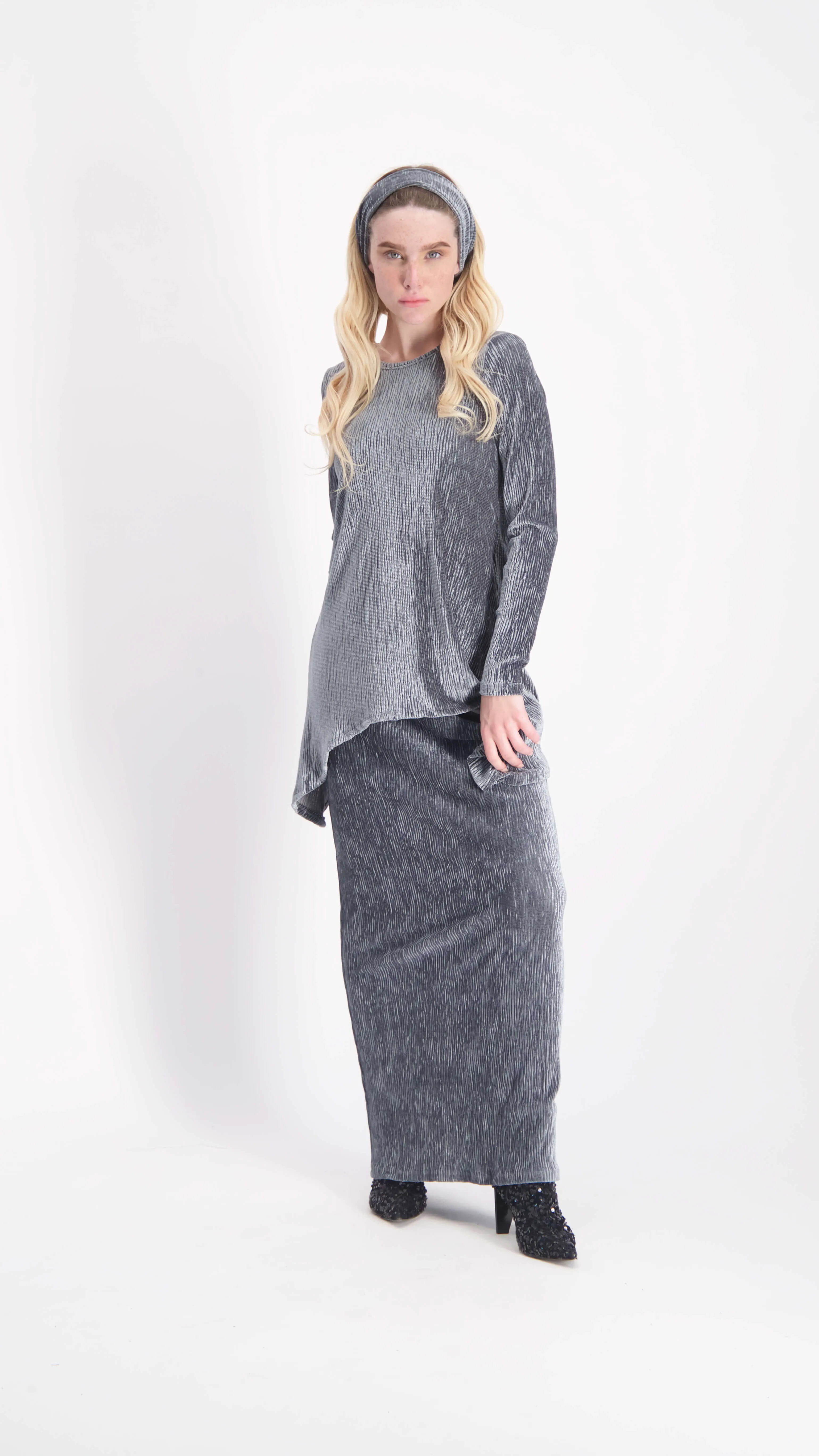 Asymmetric Ribbed Velvet Set / Grey