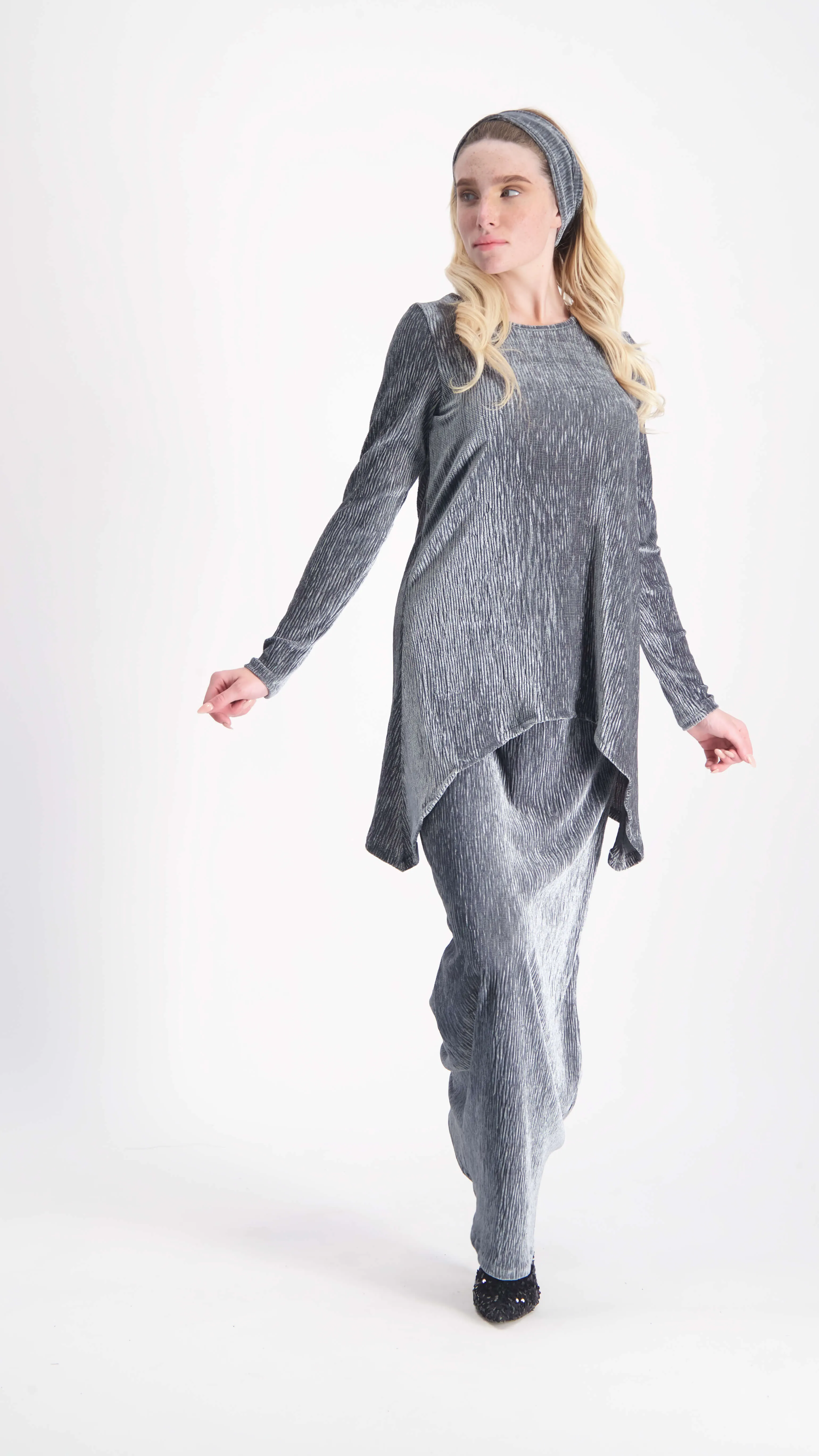 Asymmetric Ribbed Velvet Set / Grey