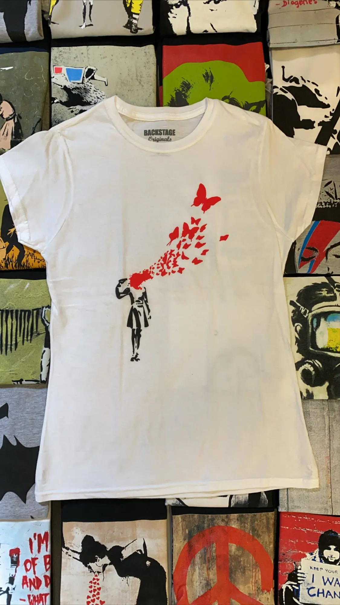 Banksy Women's T-shirt - Butterfly Girl