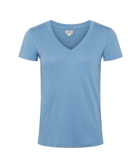 Becca Short Sleeve V Neck T-Shirt in Blue Mist