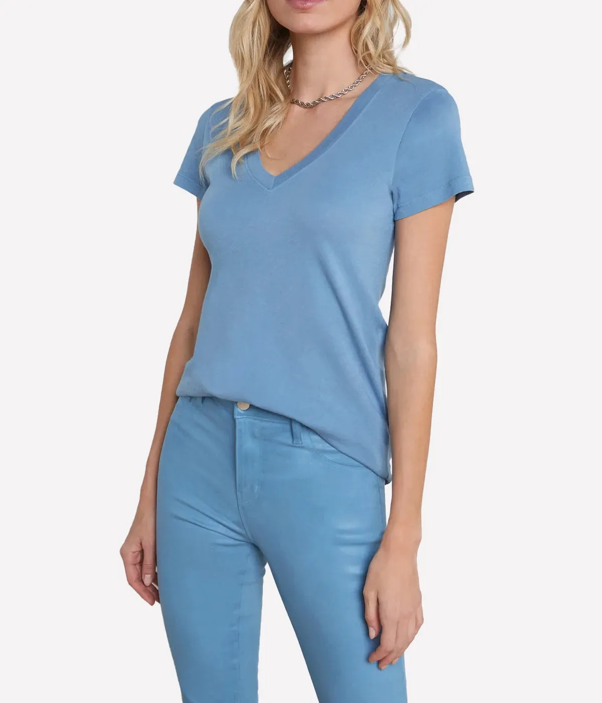 Becca Short Sleeve V Neck T-Shirt in Blue Mist