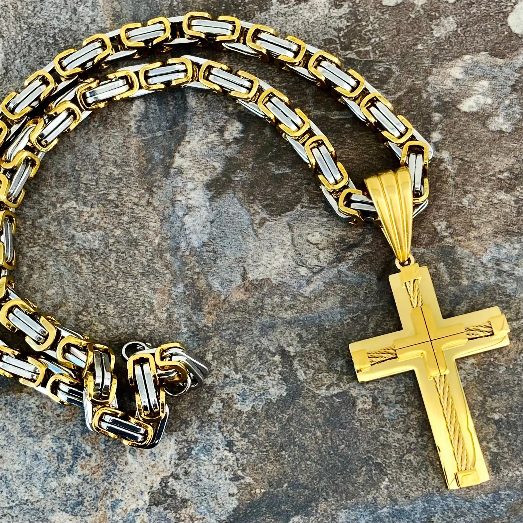 Cross - Gold Pendant - Necklace SLC449 CLEARANCE