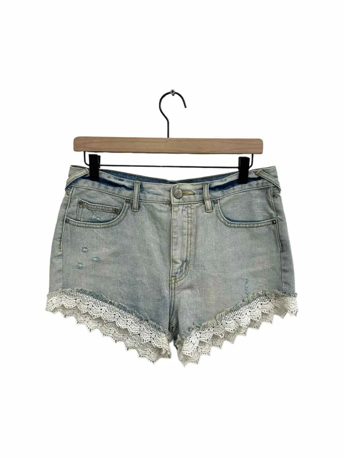 FREE PEOPLE DEN/WHT CROCHET TRIM/RIPPED Women Size 6 Shorts