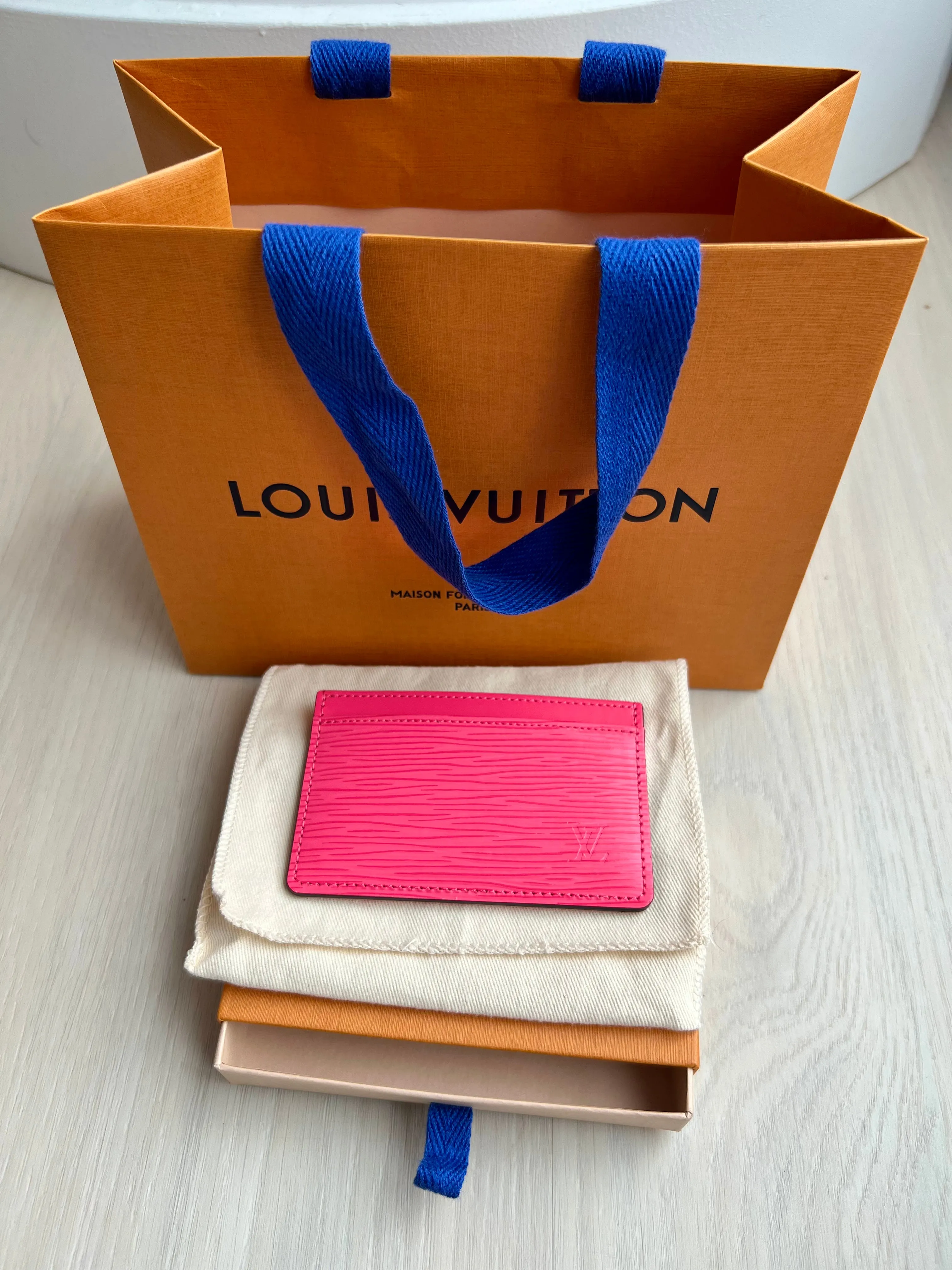 Louis Vuitton Epi Card Holder