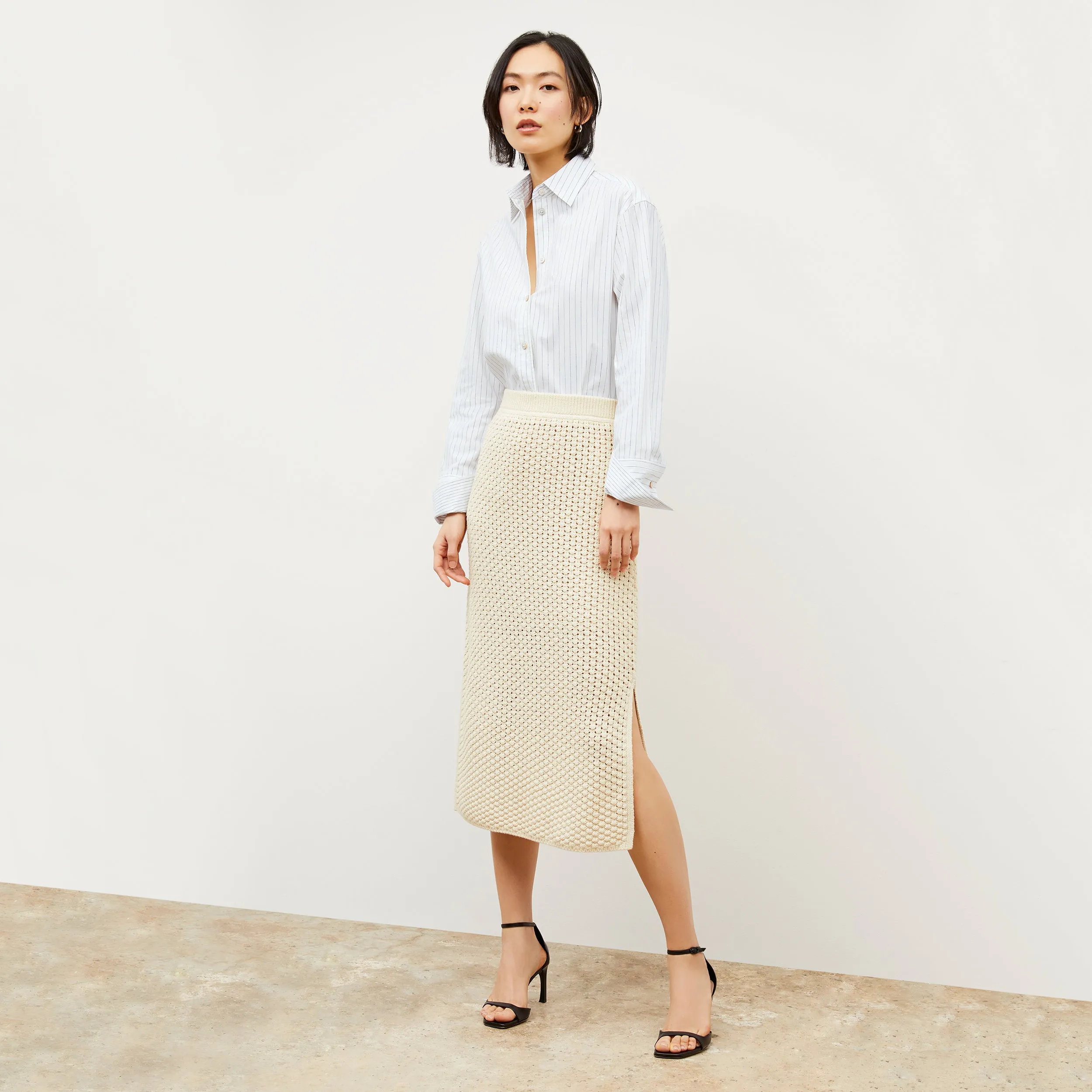 Mila Button-Down - Poplin Stripe :: Blue / Ivory