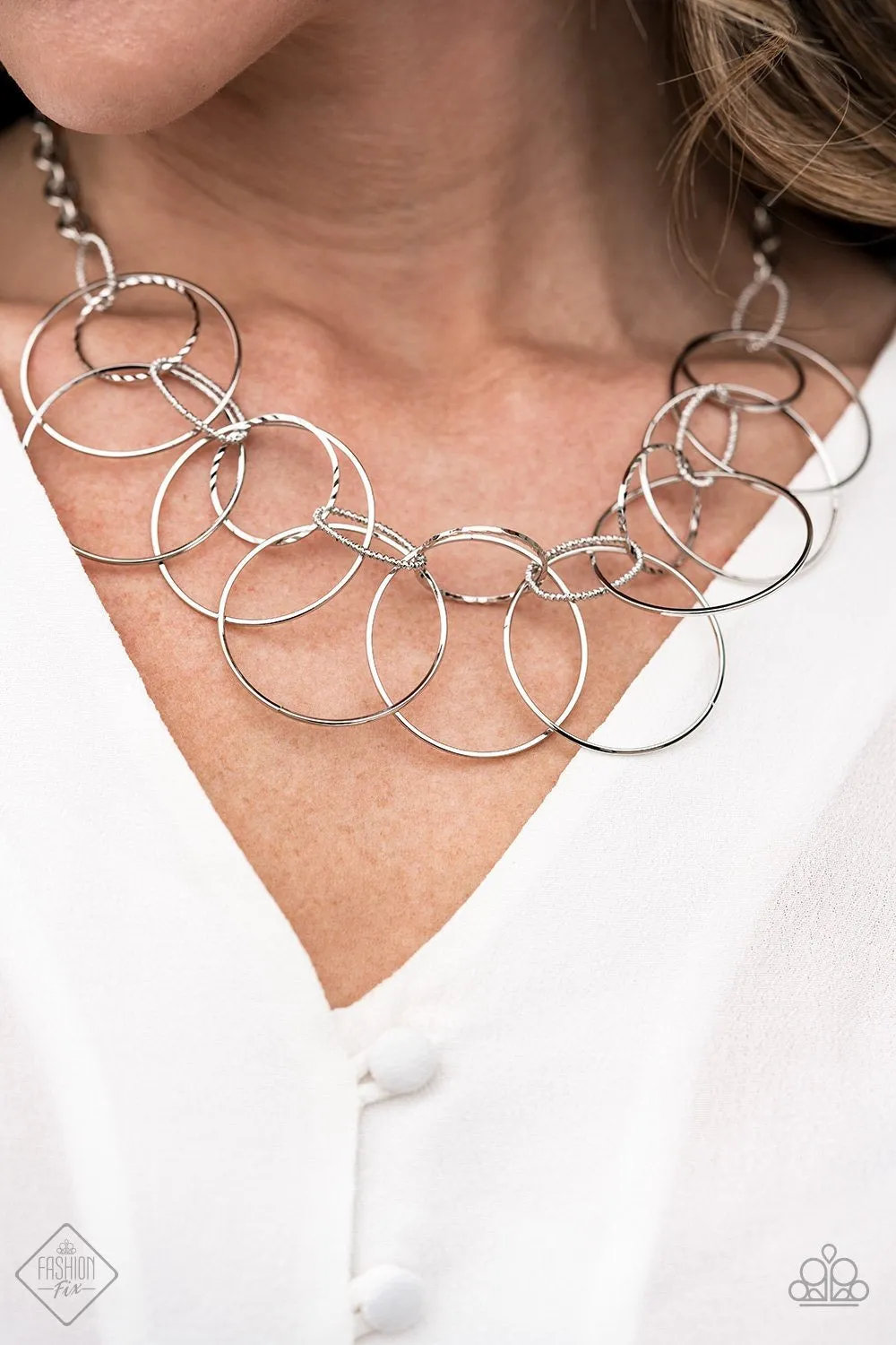 Paparazzi Accessories -Circa de Couture #L666 - Silver Necklace